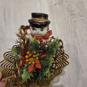 Vintag Plastic Decorative Gold and Red Hanging Cgrustmas Basket Snowman Ornament